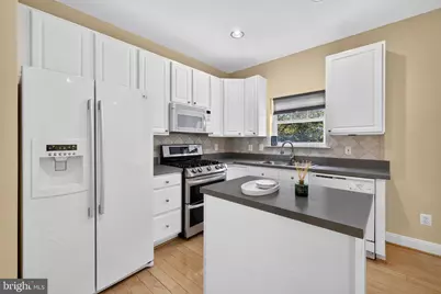 16936 Jed Forest Lane, Woodbridge, VA 22191 - Photo 15
