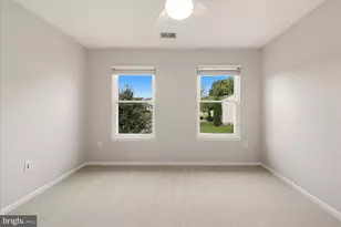 5710 Rhode Island Dr, Woodbridge, VA 22193 - Photo 27