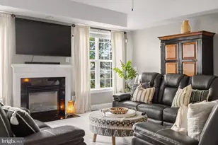 4308 George Frye Cir, Woodbridge, VA 22193 - Photo 5