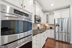 3297 Eagle Ridge Dr, Woodbridge, VA 22191 - Photo 23
