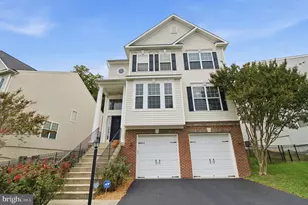 3297 Eagle Ridge Dr, Woodbridge, VA 22191 - Photo 1