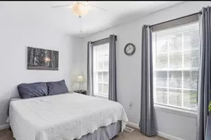 5633 Roundtree Dr, Woodbridge, VA 22193 - Photo 7
