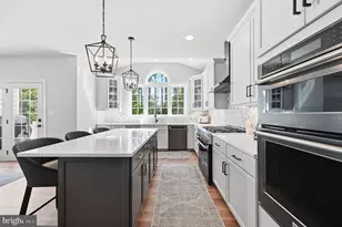 15418 Admiral Baker Cir, Haymarket, VA 20169 - Photo 27