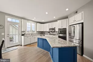 14101 Snickersville Dr, Gainesville, VA 20155 - Photo 31