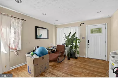 16001 Carroll Avenue, Woodbridge, VA 22191 - Photo 5