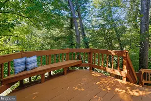 15880 Cliffbrook Ct, Dumfries, VA 22025 - Photo 7