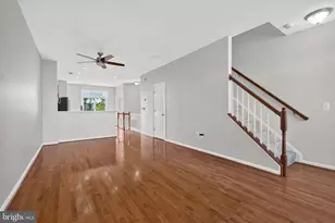 15653 John Diskin Cir, Woodbridge, VA 22191 - Photo 19