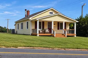 10121 Moore Dr, Manassas, VA 20111 - Photo 1