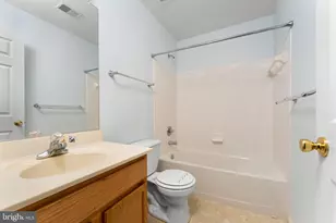 8708 Farnham Way, Bristow, VA 20136 - Photo 15