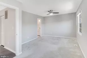 16282 Taconic Cir, Dumfries, VA 22025 - Photo 15