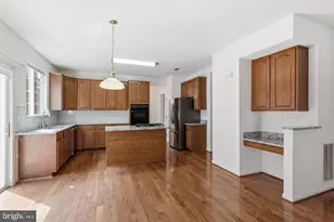 9121 Dartford Pl, Bristow, VA 20136 - Photo 17