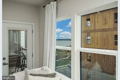 1611 Potomac Shores Parkway #402, Dumfries, VA 22026 - Photo 9