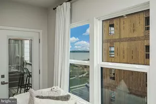 1611 Potomac Shores Pkwy, Dumfries, VA 22026 - Photo 9