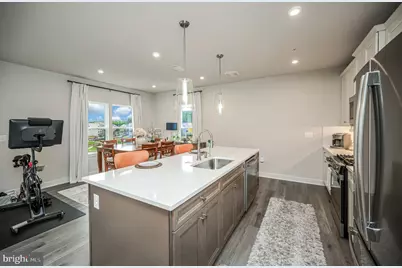 1611 Potomac Shores Parkway #402, Dumfries, VA 22026 - Photo 13