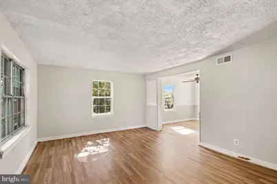 17608 Rose Circle, Dumfries, VA 22026 - Photo 3