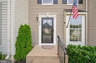 15588 Three Otters Pl, Manassas, VA 20112 - Photo 3