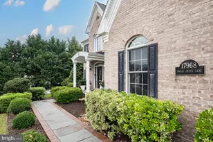 17968 Swans Creek Ln, Dumfries, VA 22026 - Photo 3