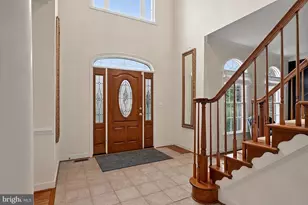 17968 Swans Creek Ln, Dumfries, VA 22026 - Photo 7
