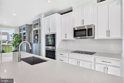 10537 Waterbury Woods Way, Manassas, VA 20112 - Photo 7