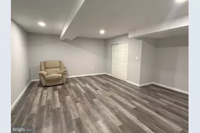 12212 Redwood Court, Woodbridge, VA 22192 - Photo 5