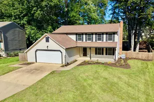 15177 Holleyside Dr, Dumfries, VA 22025 - Photo 3