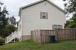 3561 Nexus Ct, Woodbridge, VA 22192 - Photo 3