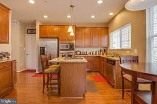 3437 Eagle Ridge Dr, Woodbridge, VA 22191 - Photo 11