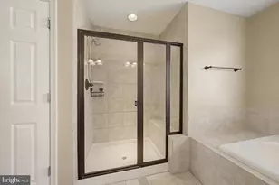 15198 Jennerette Ln, Woodbridge, VA 22193 - Photo 43