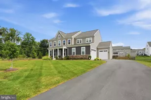 7301 Sugar Magnolia Loop, Gainesville, VA 20155 - Photo 29