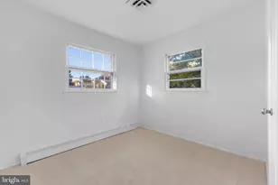 4509 Hamilton Dr, Woodbridge, VA 22193 - Photo 11