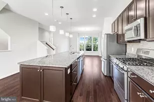 8940 Dahlgren Ridge Rd, Manassas, VA 20111 - Photo 5