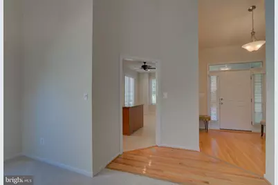 13729 Heritage Valley Way, Gainesville, VA 20155 - Photo 5