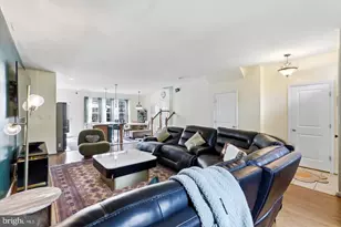 9224 Alvyn Lake Cir, Bristow, VA 20136 - Photo 3