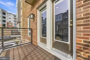 15588 Grade Line Pl, Woodbridge, VA 22191 - Photo 19