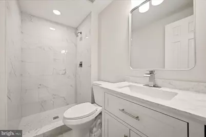 15923 Dolphin Drive, Montclair, VA 22025 - Photo 11