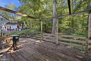 11979 Farrabow Ln, Woodbridge, VA 22192 - Photo 33
