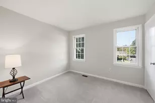 11979 Farrabow Ln, Woodbridge, VA 22192 - Photo 19