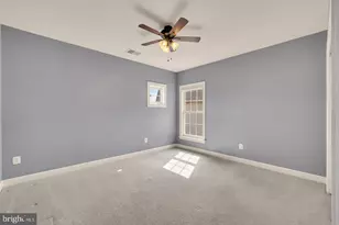 3232 Lost Pond Ct, Triangle, VA 22172 - Photo 43