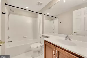 3232 Lost Pond Ct, Triangle, VA 22172 - Photo 57