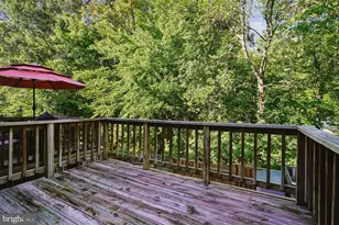 16116 Taconic Cir, Dumfries, VA 22025 - Photo 11