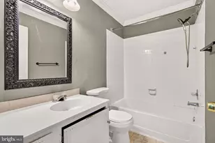 7873 Rebel Walk Dr, Manassas, VA 20109 - Photo 31