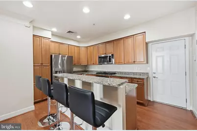 14718 Potomac Branch Drive, Woodbridge, VA 22191 - Photo 7