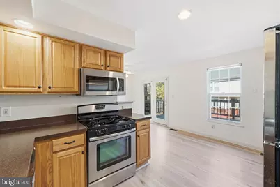 7653 Staunton Circle, Manassas, VA 20109 - Photo 11
