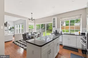 5880 Moonbeam Dr, Woodbridge, VA 22193 - Photo 19
