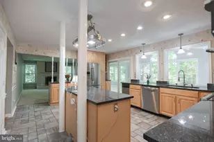 15917 Edgewood Dr, Dumfries, VA 22025 - Photo 17