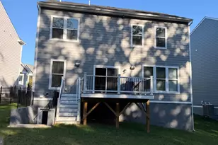 2020 Silver Sycamore Ln, Dumfries, VA 22026 - Photo 3