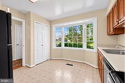12517 Manchester Way, Woodbridge, VA 22192 - Photo 5