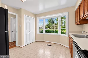 12517 Manchester Way, Woodbridge, VA 22192 - Photo 5