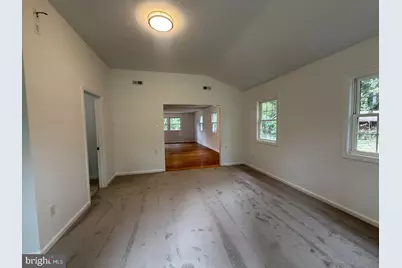 7013 Trails End Road, Manassas, VA 20112 - Photo 11