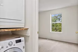 2821 Madeira Ct, Woodbridge, VA 22192 - Photo 17